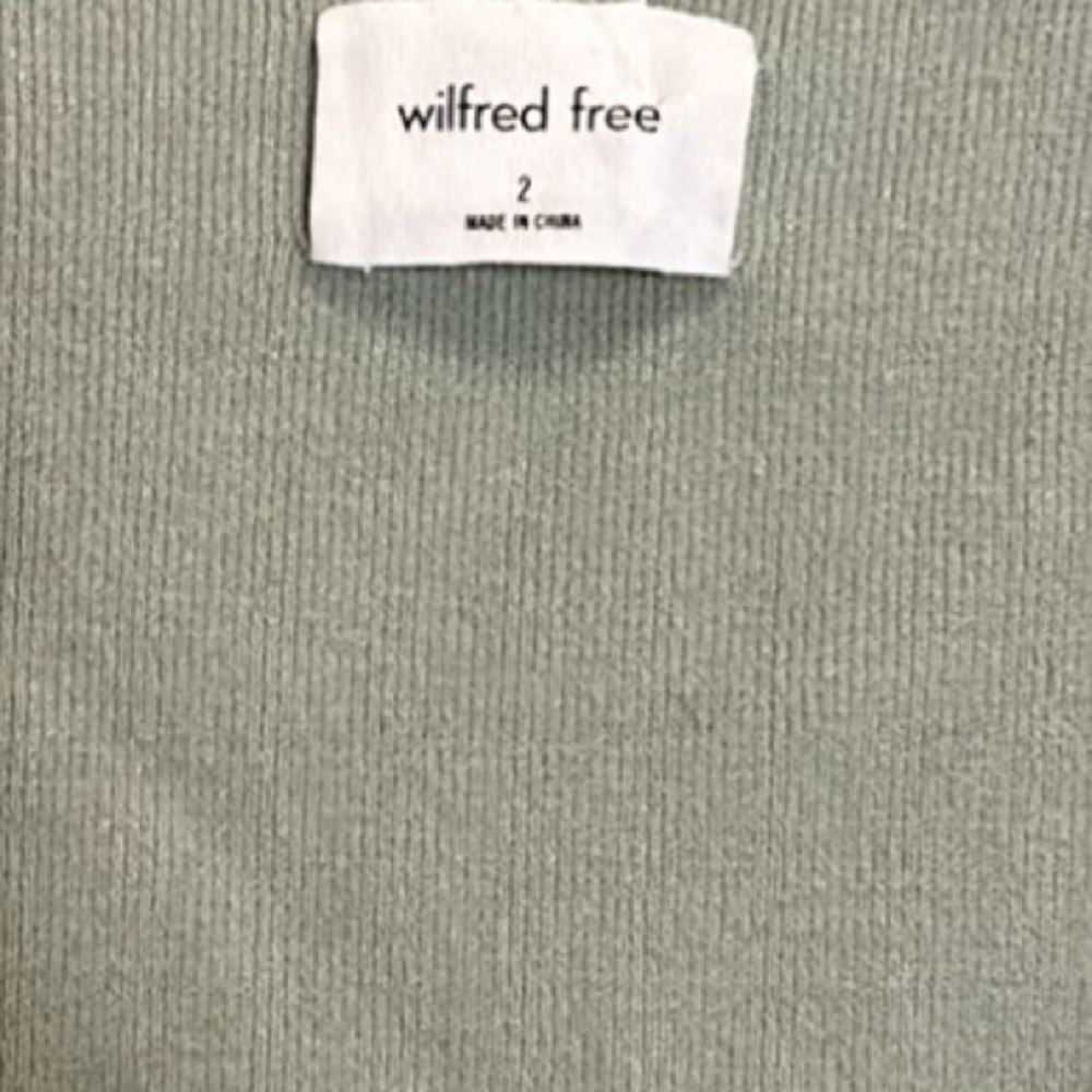 Aritzia Wilfred Free Souvenir Sage Green V neck Sweater size 2 - Picture 4 of 6